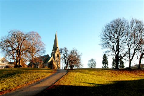 From wikimedia commons, the free media repository. Vålerenga Kirke : Vålerenga Kjerke - YouTube / Den beste ...