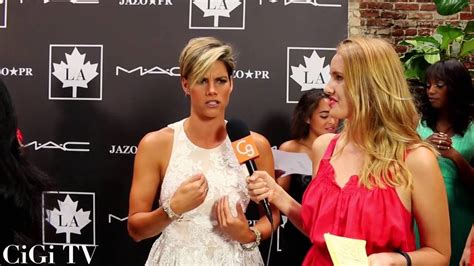 1 ответ 35 ретвитов 178 отметок «нравится». Missy Peregrym talks Rookie Blue, Short Hair, Beyonce ...