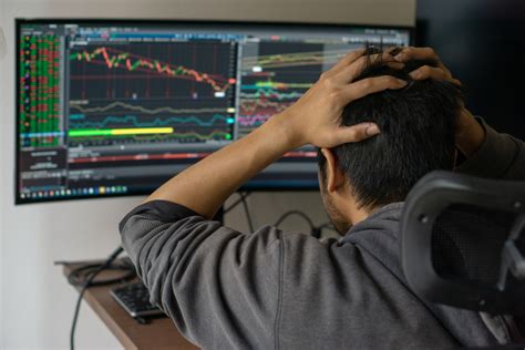 How Can You Overcome Trading Losses - Pinekun - General News Blog