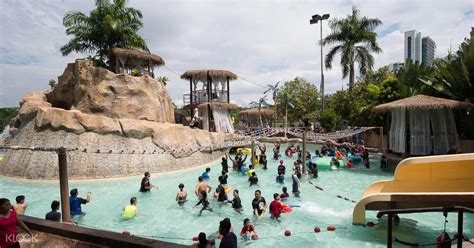 Shah alam has a similar urban layout to petaling jaya or subang jaya, albeit with a twist: Wet World Water Park at Shah Alam - Klook US