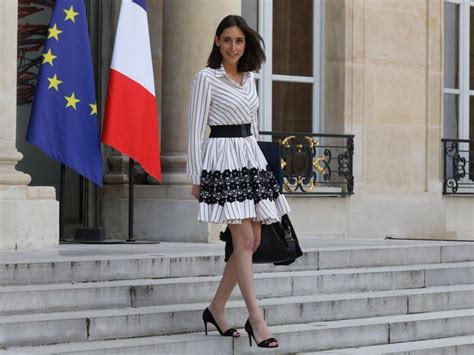 Brune poirson (born 1 september 1982) is a french politician serving as secretary of state to the minister for the ecological and inclusive transition since 2017. Épinglé sur Article et arnaque Divers