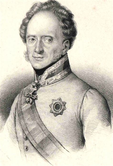 Paul anton esterházy von galantha; Esterhazy taart, van zoet amandeldeeg en een vulling van ...