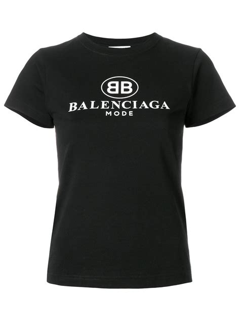Hello,today i wanted to give you a rather quick overview of the most recent ss18 balenciaga campaign logo. balenciaga LOGO T-SHIRT available on montiboutique.com - 22515