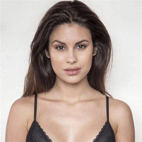 Não estava preparada! o sucesso de nazaré apanhou a atriz de surpresa que confessa já nem os meu amigos me chamam. Carolina Loureiro perde David Carreira e refugia-se na comida