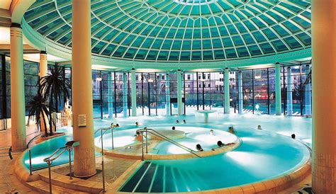 Reservations canceled less than two weeks before arrival date. Wellness-Wochenende in Baden Baden, Schwarzwald - Top ...