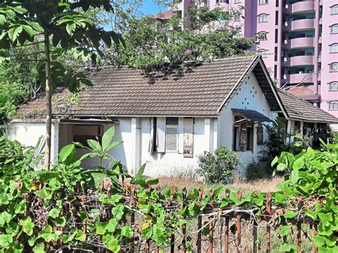 Guardian semua house is located in jalan bunus 6, kuala lumpur. Derelict houses in PJ more than just an eyesore | The Star