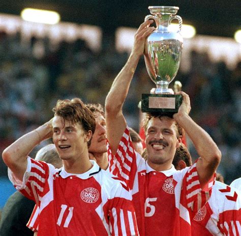 Den wohl unwahrscheinlichsten fußballeuropameister aller zeiten gab es mit sicherheit bei dem turnier 1992 in schweden. Endspiel 1992: So verlor Deutschland das EM-Finale gegen ...