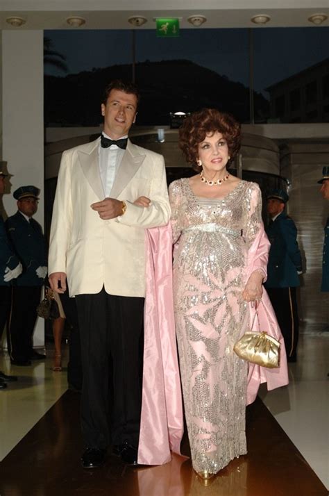 She told parade in april 2000: Fotogalerie: Javier Rigau y Rafols a Gina Lollobrigida