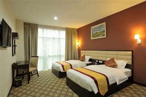 The impressive renaissance johor bahru hotel offers you a luxurious oasis of peace on the edge of the pulsating malaysian metropolis. Best Price on Hallmark Regency Hotel Johor Bahru in Johor ...