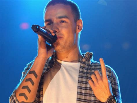 Liam's quantity of tattoos may not compare to harry's, but he still has plenty to chose from! Which Liam Payne Tattoo Are You? | Playbuzz