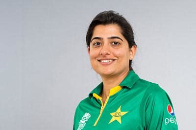 Along with brilliant fast bowling skills, ferling is one of the most beautiful female cricketers in the world right now. Learn New Things: Top 10 Most Beautiful Women Cricketers ...