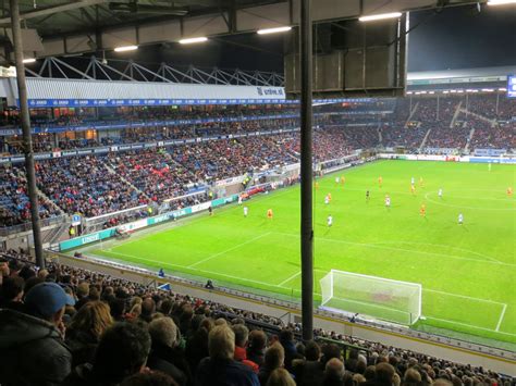 The club's home stadium is de adelaarshorst. Pat's Football Travels Blog: 30/11/13 SC Heerenveen 3 - 1 ...