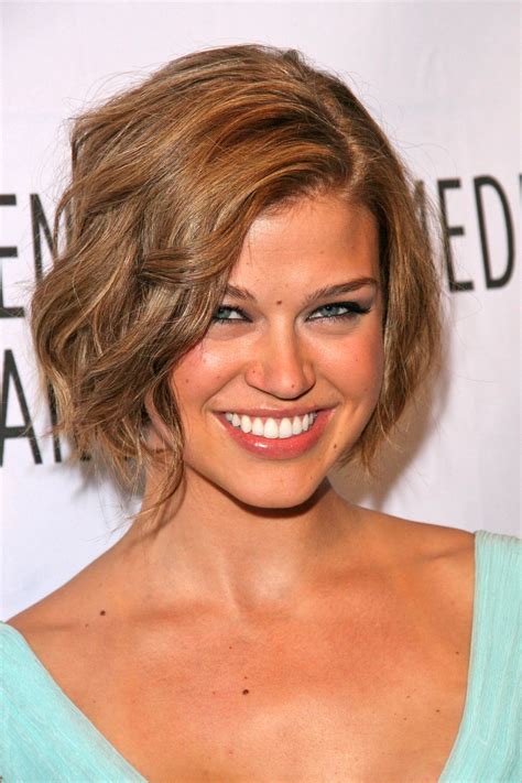 The flattering shape of the bob, which is cut to chin length and tapered in the back for a smooth fit in the nape, frames her face just right.this hairstyle is elegant and versatile. Pin on Hair Tips & Ideas