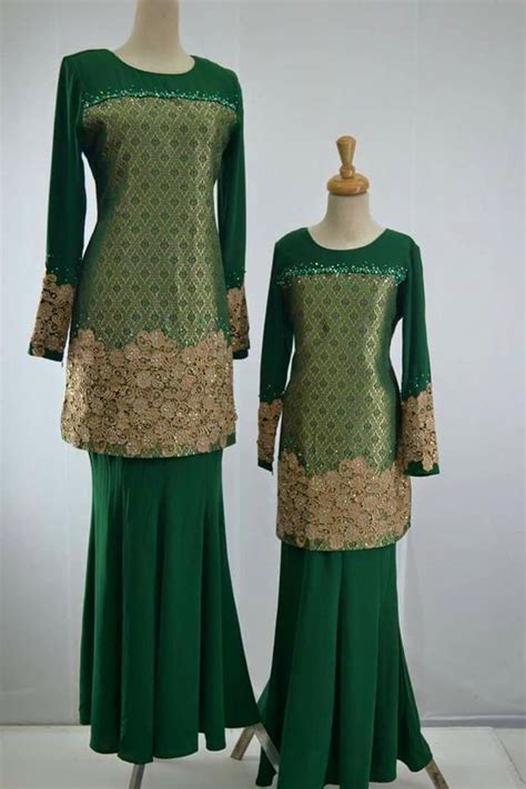Ini warna hijab yang bagus dipadukan dengan baju hijau mint anda. Mint Green Tema Kahwin Songket Hijau Songket Pinterest