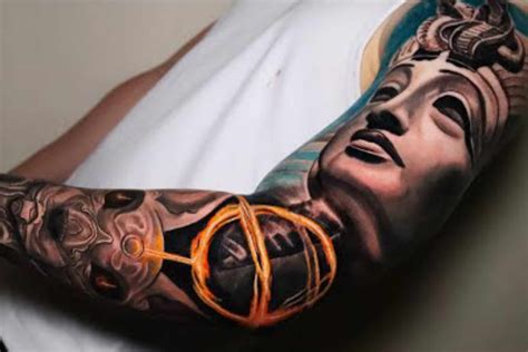 So it is run with respect for the art, yesterday, today and tomorrow. Timelapse by Mr. Reyes Ink - What's up Tattoo