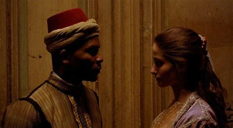 Harem suare is a 1999 turkish drama film directed by ferzan özpetek. Harem Suare - Wikipedia