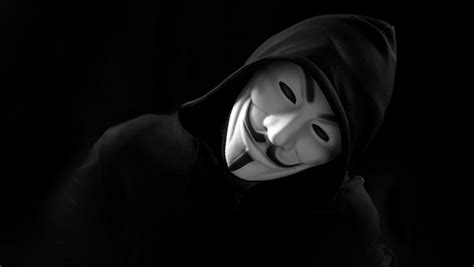 Having an unknown or unacknowledged name: Anonymous filtra datos de 5.400 funcionarios de la Policía ...
