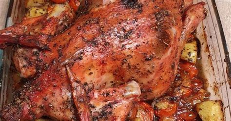 Cara membuat ayam panggang oven. Resep Ayam Panggang Utuh Kecap - Upacara 17