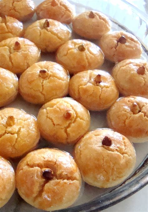 People who are looking forward to having some eggless cake recipe can try out the semolina plum cake recipe in order to resolve their problem. Do You Need To Put Syrup Kn Semolina Cake : Lazy dumplings ...