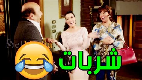 وقامت فيفي عبده بإطلاق الزغاريد أثناء تقطيع تورته عيد الميلاد وأنقلب لوكيشن التصوير إلى عرس فني يجمع أبطال المسلسل. شوف دواهي | فيفي عبده | وسهوكه | سمية الخشاب | هيبقوا ...