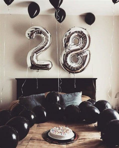 Birthday gifts ideas for boyfriend. 27 Romantic Birthday Bedrooms To Surprise Your Boyfriends ...