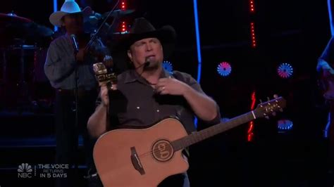 Troyal garth brooks (born february 7, 1962) is an american country music singer and songwriter. Garth Brooks Accepts Icon Award - BBMAs 2020 - YouTube