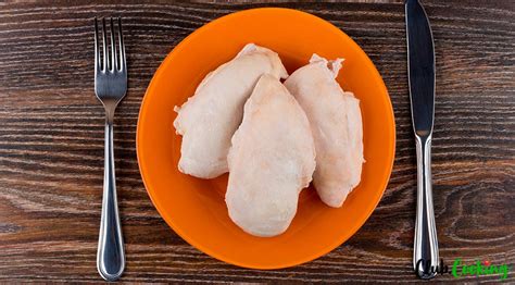 For a juicy chicken breast perfect for eating whole or cubing, set the timer to 10 minutes and quick release the pressure once the time is up. How To Boil Chicken Breast 🥘 Recipe