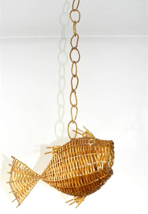 Browse our full range of products from dressing tables to complete modern kitchens. Vintage Fish Shaped Wicker Hanging Fruit Basket at 1stdibs