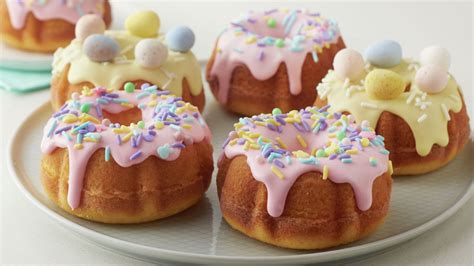 See more ideas about bundt cakes recipes, mini bundt cakes recipes, cake recipes. Mini Bundt Cake Recipes / Cinnamon Glazed Gingerbread ...