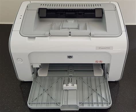 Latest version is v1601 and file size of package is 143.3 mb. HP LaserJet P1102 + 2 volle cartridges. - Dennis & An