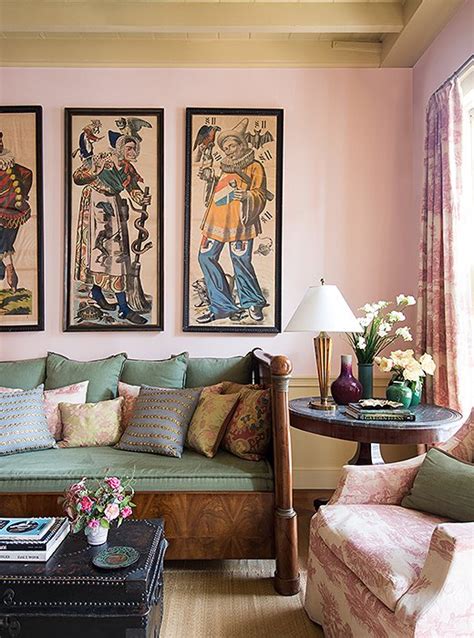 If the idea of capturing people's personalities and styles in your designs intrigues you, you're one step closer to realizing your. Mix and Chic: A decorator's enchanting New Orleans home!