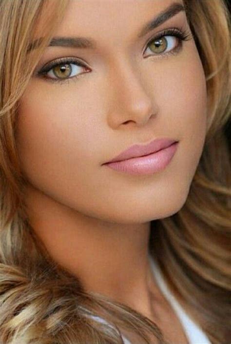 #yara khmidan #sexy #white top #pretty face #those eyes. Laneya Grace | Lovely eyes, Beauty girl, Beautiful eyes