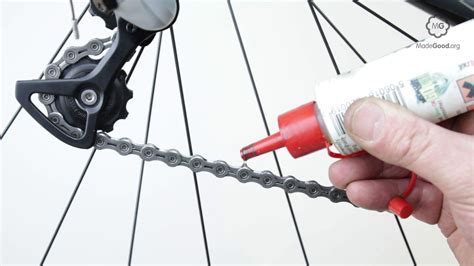 This will mostly lead to tangling, and that is not something that you want. Lubricate A Bike Chain - MadeGood | Free bike repair resource