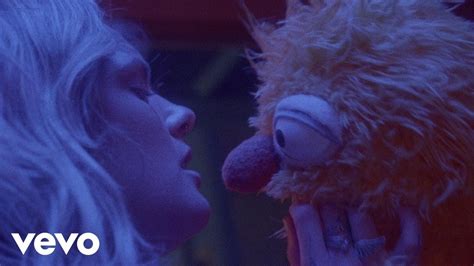 Brandon xavier ingram ▪ twitter: Tove Lo receives road head from a puppet in her "Disco ...