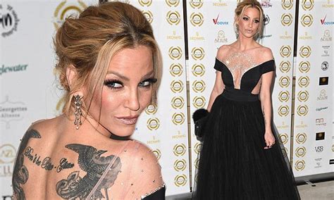 Even though sarah has only 3 tattoos, but those are quite unique and has significance to sarah. Sarah Harding displays her enormous back tattoo in ...