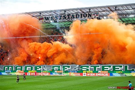 Der spielstand zwischen lask und sk rapid wien ist 0:1. Rapid Wien - LASK 24.08.2019 - Sportpictures.at