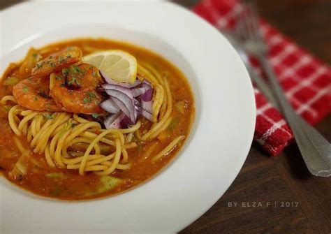 Rebus satu bungkus mie telor sebentar saja angkat dan sisihkan. Resep Mie Aceh Kuah oleh Elza Simple Kitchen - Cookpad