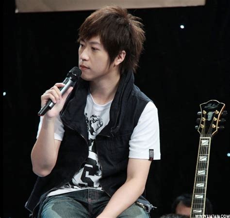 Paras cantik yang dimiliki oleh cinta merupakan perpaduan antara indonesia dan jerman. Top 20 Cowok Tampan China, Top Aktor Ganteng Cina | LIAT AJA