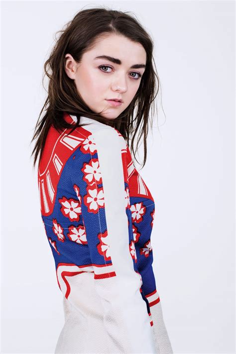 Margaret constance maisie williams (born 15 april 1997) is an english actress who made her acting debut in 2011 as arya stark, a lead character in the hbo epic medieval fantasy drama series game. MAISIE WILLIAMS for Glamour Magazine by Naomi Yang ...