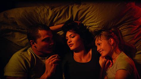 Murphy is an american living in paris who enters a highly sexually and emotionally charged relationship with the unstable electra. Gaspar Noe's 'Love' gets R-rating, cinema season | Movie ...