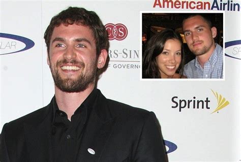 Meet the girlfriend of cavs star kevin love. Kevin Love's Girlfriend Elise Novak - Hottest Olympic ...