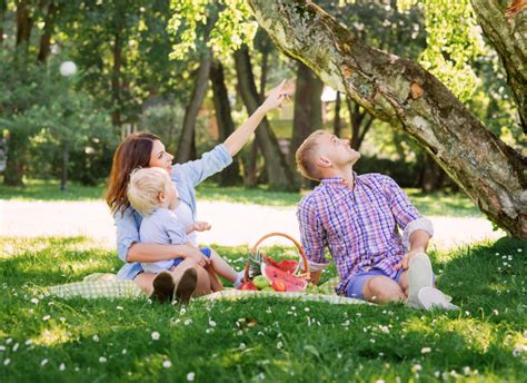 These fun spring activities for kids will get your family excited about nature and all it has to offer during this wonderful time of year. 12 Springtime Activities for the Whole Family | KLA Schools