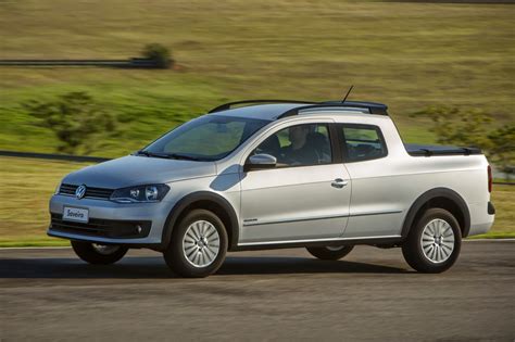 A volkswagen saveiro 2022 pode ser encontrada nas versões robust, trendline e cross, nas carrocerias cabine simples e cabine dupla, com motor 1.6 8v ou 1.6 16v. VW Saveiro finalmente ganha opção Cabine Dupla