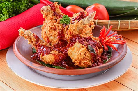 Bungkus campuran ikan dengan daun pisang, lalu kukus selama 30 menit. Kakap Bakar Bumbu Bali : Kakap Bakar Bumbu Bali : Ikan ...