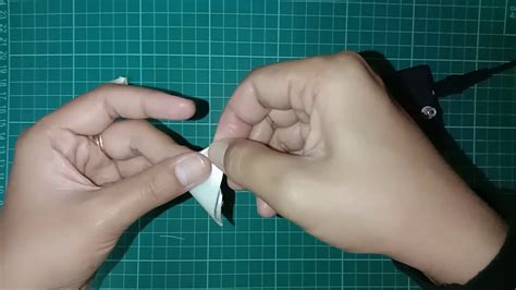 Tutorial membuat bouquet bunga dari pita satin paling mudah duration. Gampang Banget Cara Membuat Kelopak Bunga Dari Pita Satin ...