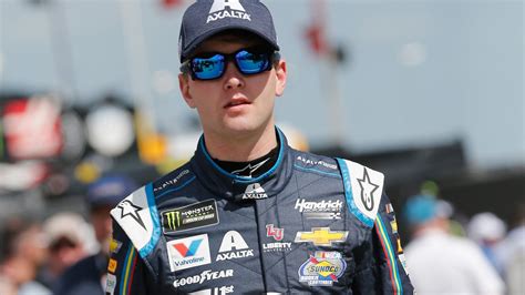 Awards given to the best rookie in each season of nascar national touring series racing. William Byron Claims 2018 NASCAR Rookie of the Year Honors