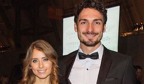 Mats julian hummels (german pronunciation: Mats Hummels privat: So lebt der Schönling unter den ...