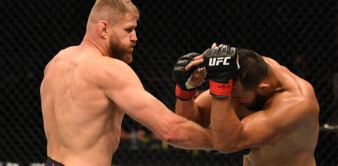 White and adesanya reportedly spoke. Jan Blachowicz wins belt and a UFC 253 performance bonus ...