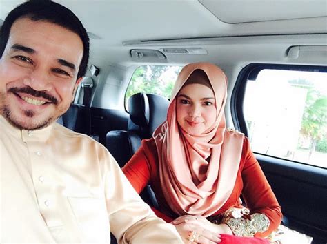 Hati kamanoraniza idris, dato' sri siti nurhaliza • seri balas (noraniza idris & siti nurhaliza). Enraged Siti Nurhaliza Wants To Sue Over Fake Sex ...