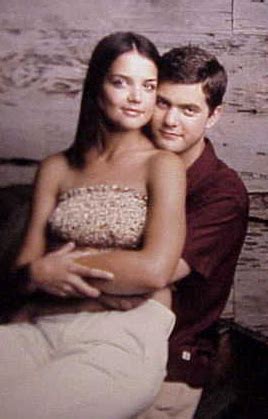 And then jackson rested his head on holmes' shoulder and put his hand on her back. Joshua Jackson & Katie Holmes - Joshua Jackson & Katie ...